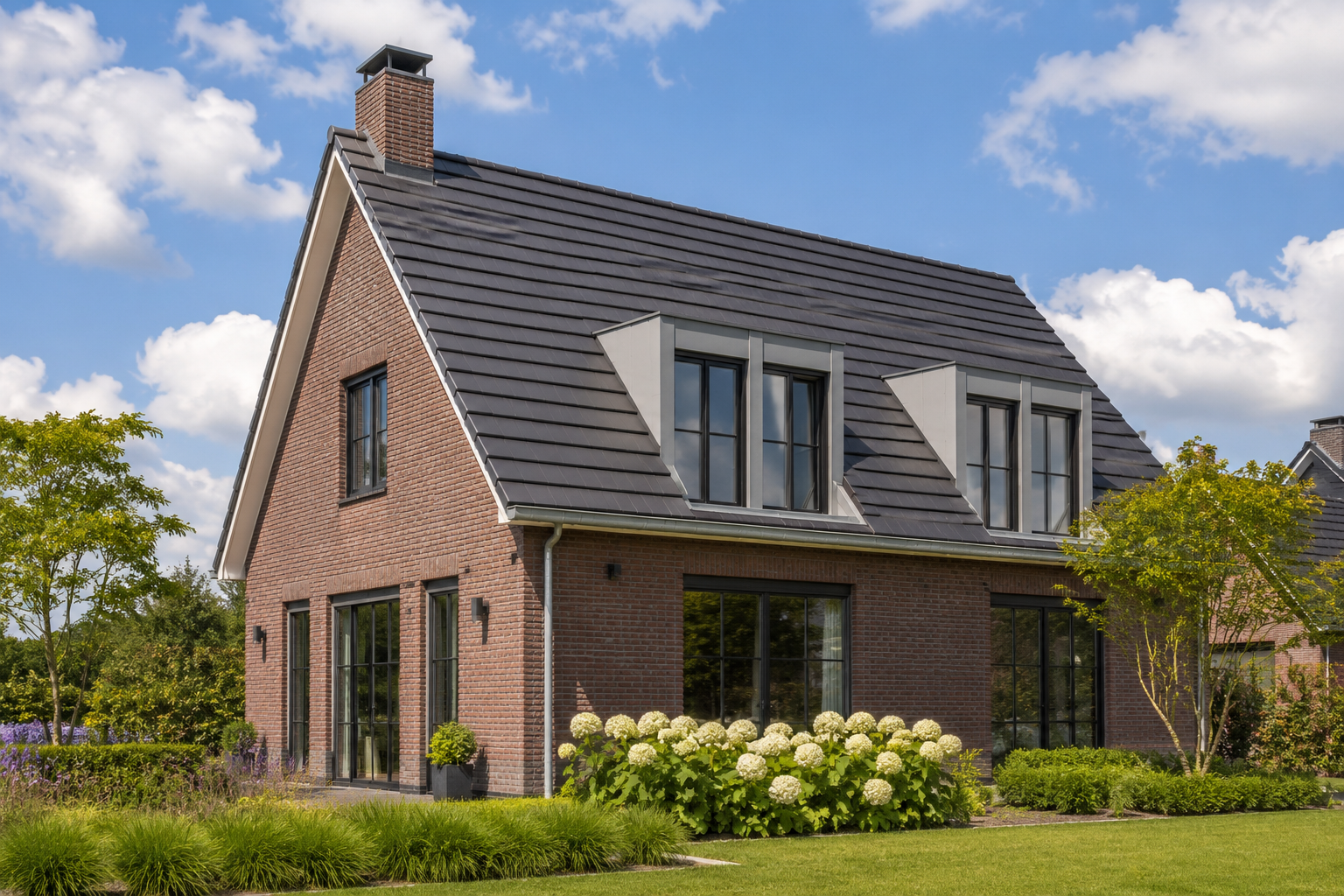 Nederlandse woning met betonnen dakpannen